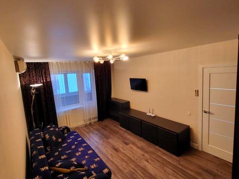 квартира за адресою Анни Ахматової вул., 16-В