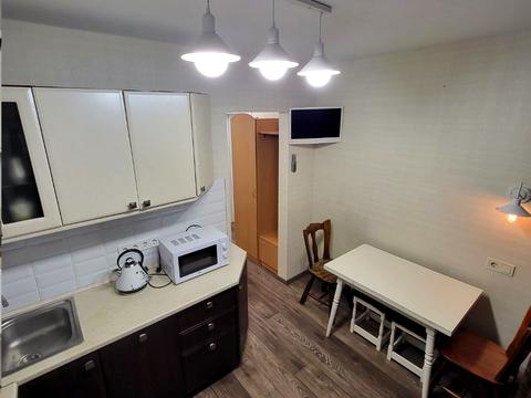 квартира за адресою Анни Ахматової вул., 16-В