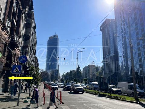 комерційна за адресою Басейна вул., 19