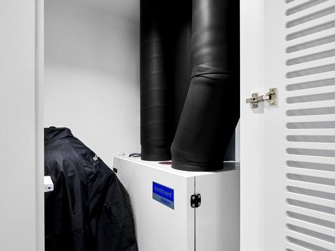 будинок за адресою Набережна вул.