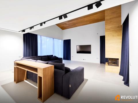 будинок за адресою Набережна вул.