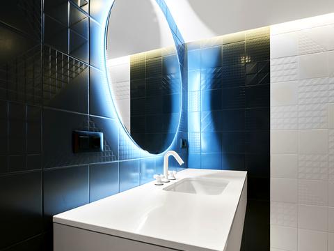 будинок за адресою Набережна вул.