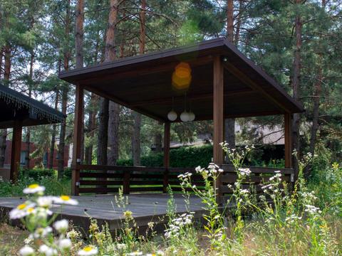 будинок за адресою Набережна вул.