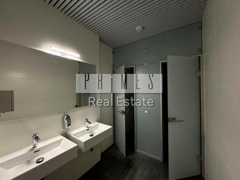 комерційна за адресою Київ, Євгена Гуцала пров. (Кутузова), 1