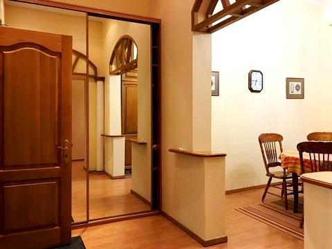 квартира по адресу Десятинная ул., 1/3