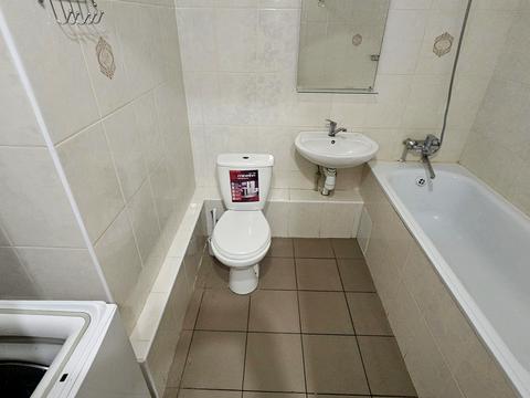 квартира за адресою Бориса Гмирі вул., 12-Б