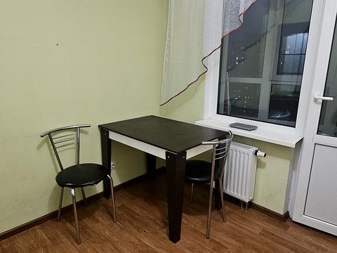 квартира за адресою Бориса Гмирі вул., 12-Б