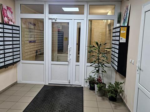 квартира за адресою Бориса Гмирі вул., 12-Б