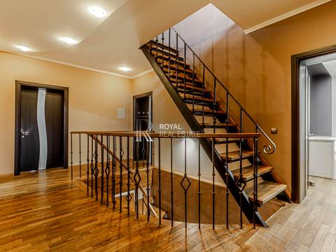 дом по адресу Орхідейна