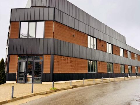 комерційна за адресою Найкраща вул. (Ломоносова), 1