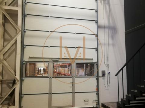 комерційна за адресою Покровська вул., 1