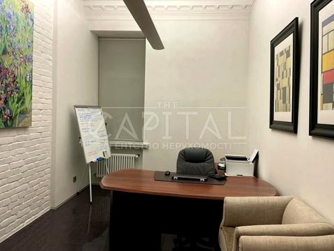 коммерческая по адресу Петра Болбочана ул. (Командарма Каменєва), 4