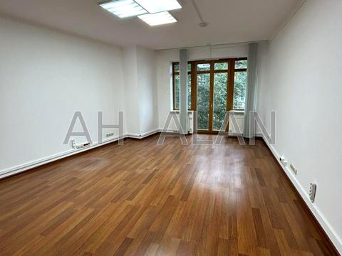 коммерческая по адресу Крутой спуск, 7