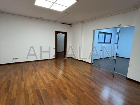 коммерческая по адресу Крутой спуск, 7