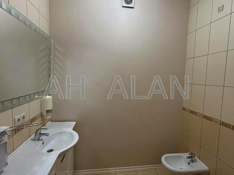 коммерческая по адресу Крутой спуск, 7