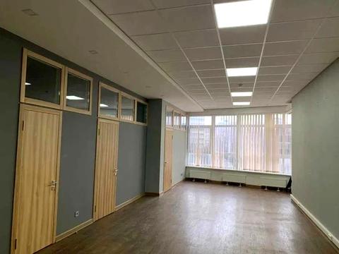 комерційна за адресою Кловський узвіз (Кловський), 7a