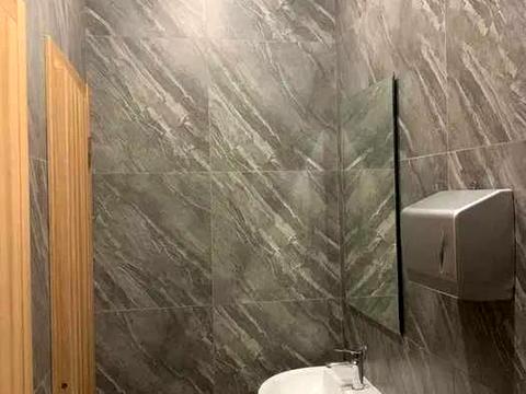 комерційна за адресою Кловський узвіз (Кловський), 7a