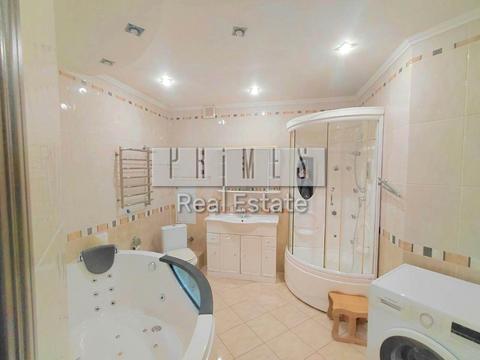 квартира за адресою Раїси Окіпної вул., 4