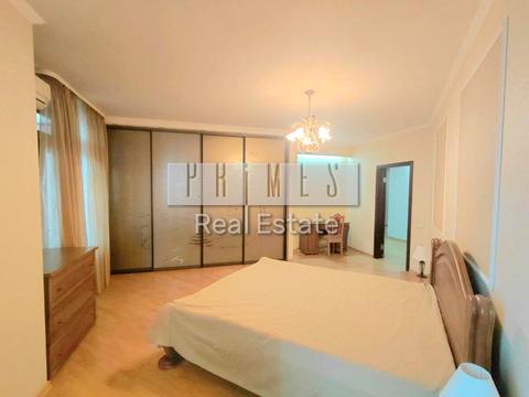 квартира за адресою Раїси Окіпної вул., 4