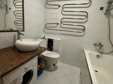 квартира за адресою Миколи Міхновського бульв. (Дружби народів), 6