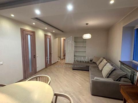 квартира за адресою Миколи Міхновського бульв. (Дружби народів), 6