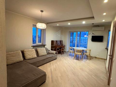 квартира за адресою Миколи Міхновського бульв. (Дружби народів), 6