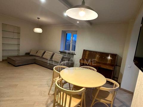 квартира за адресою Миколи Міхновського бульв. (Дружби народів), 6