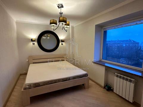 квартира за адресою Миколи Міхновського бульв. (Дружби народів), 6