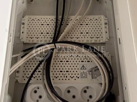 квартира за адресою Віктора Некрасова вул. (Північно-Сирецька), 6