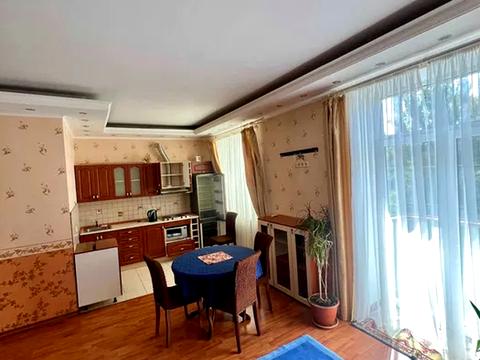 квартира за адресою Білоруська вул., 32