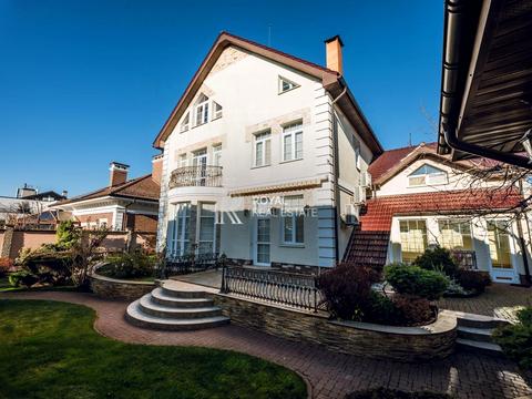 будинок за адресою Київ, Лютнева вул.