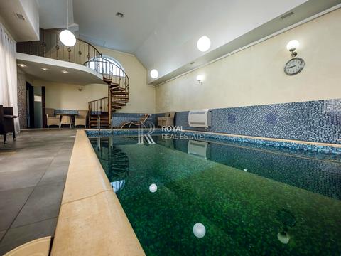 будинок за адресою Київ, Лютнева вул.