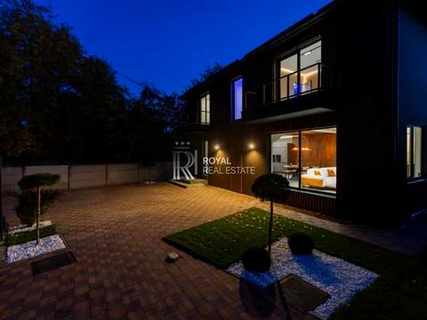 дом по адресу Миколи Хвильового ул.