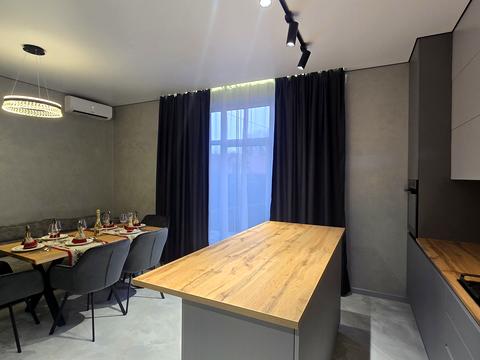 будинок за адресою Академіка Глушкова, 67