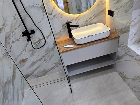 будинок за адресою Академіка Глушкова, 67