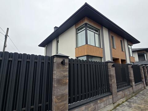 будинок за адресою Академіка Глушкова, 67