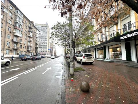 коммерческая по адресу Жилянская ул., 7