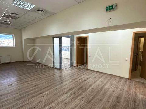 комерційна за адресою Київ, Володимирська вул., 101