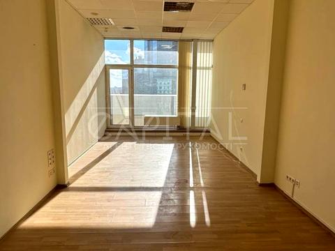 комерційна за адресою Київ, Володимирська вул., 101