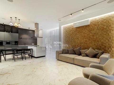 будинок за адресою Абрикосова вул., 8