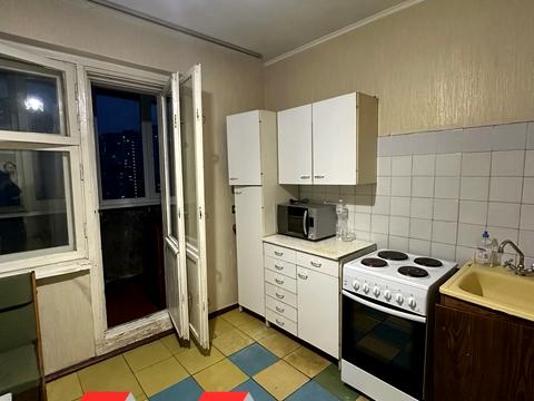 квартира за адресою Драгоманова вул., 3-А