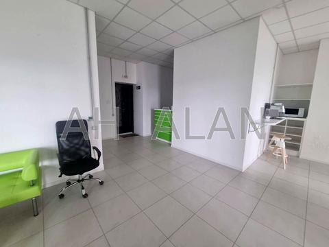 комерційна за адресою Кловський узвіз (Кловський), 7