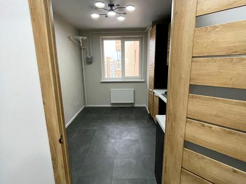 квартира за адресою Соборна вул., (просп. Небесної Сотні, 26/22)