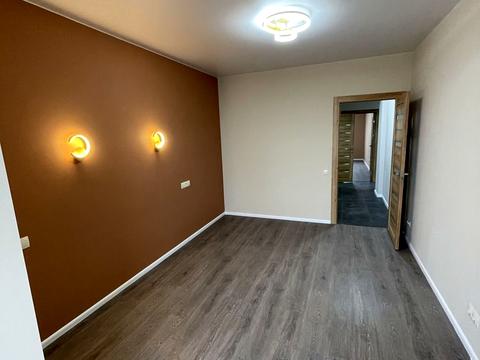 квартира за адресою Соборна вул., (просп. Небесної Сотні, 26/22)