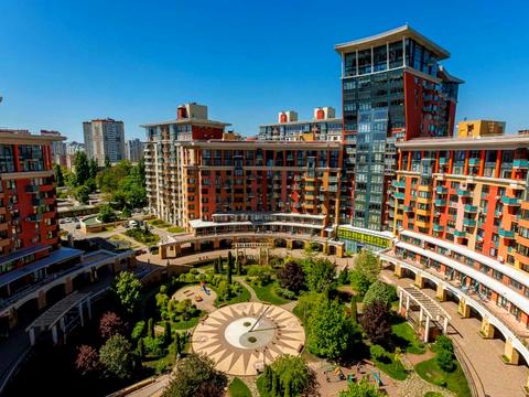 комерційна за адресою Юлії Здановської вул. (Ломоносова), 73-Ж