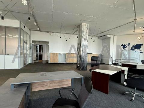 комерційна за адресою Кловський узвіз (Кловський), 7a