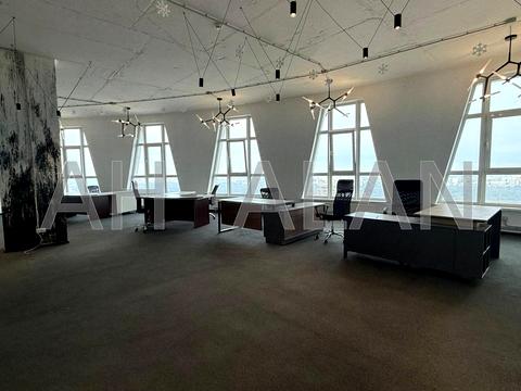 комерційна за адресою Кловський узвіз (Кловський), 7a