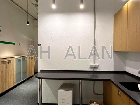 комерційна за адресою Кловський узвіз (Кловський), 7a