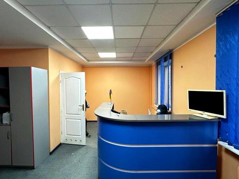 комерційна за адресою Гетьмана Павла Скоропадського вул., 63