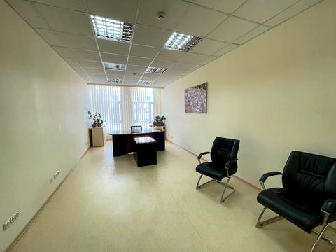 комерційна за адресою Саксаганського вул., 119